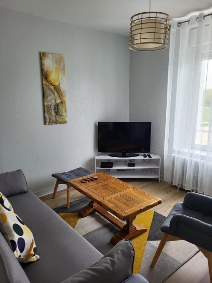 Appartement Paisible En Baie De Morlaix Plougasnou Bagian luar foto
