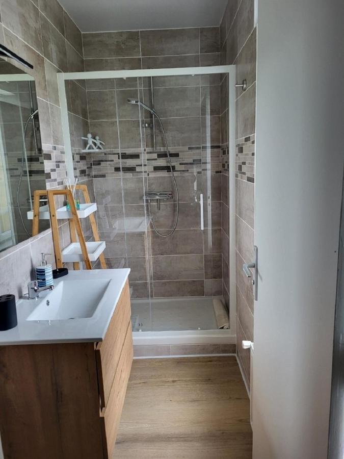 Appartement Paisible En Baie De Morlaix Plougasnou Bagian luar foto